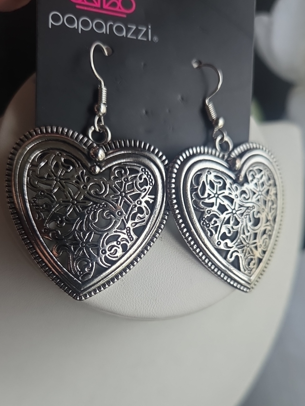 Paparazzi Victorian Devotion Silver Earrings NWT